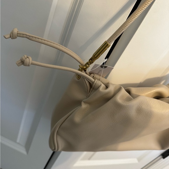 NWT Anthropologie Faux Leather Scrunch Bag - Picture 3 of 9